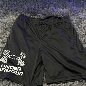 Under Armour Men's Black and White Athletic Shorts